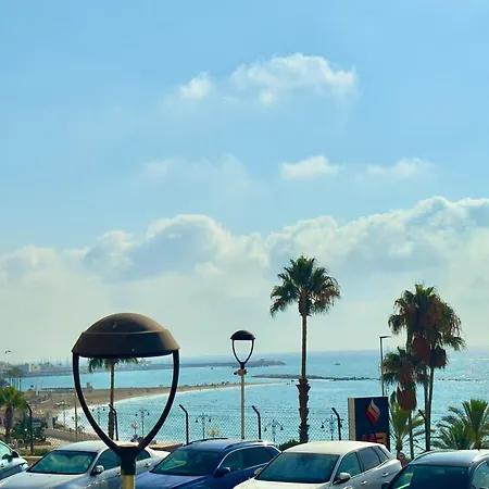 Vistas Al Mar Y Piscina