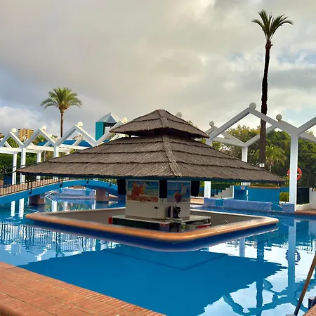 Vistas Al Mar Y Piscina *