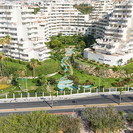 Vistas Al Mar Y Piscina Apartment